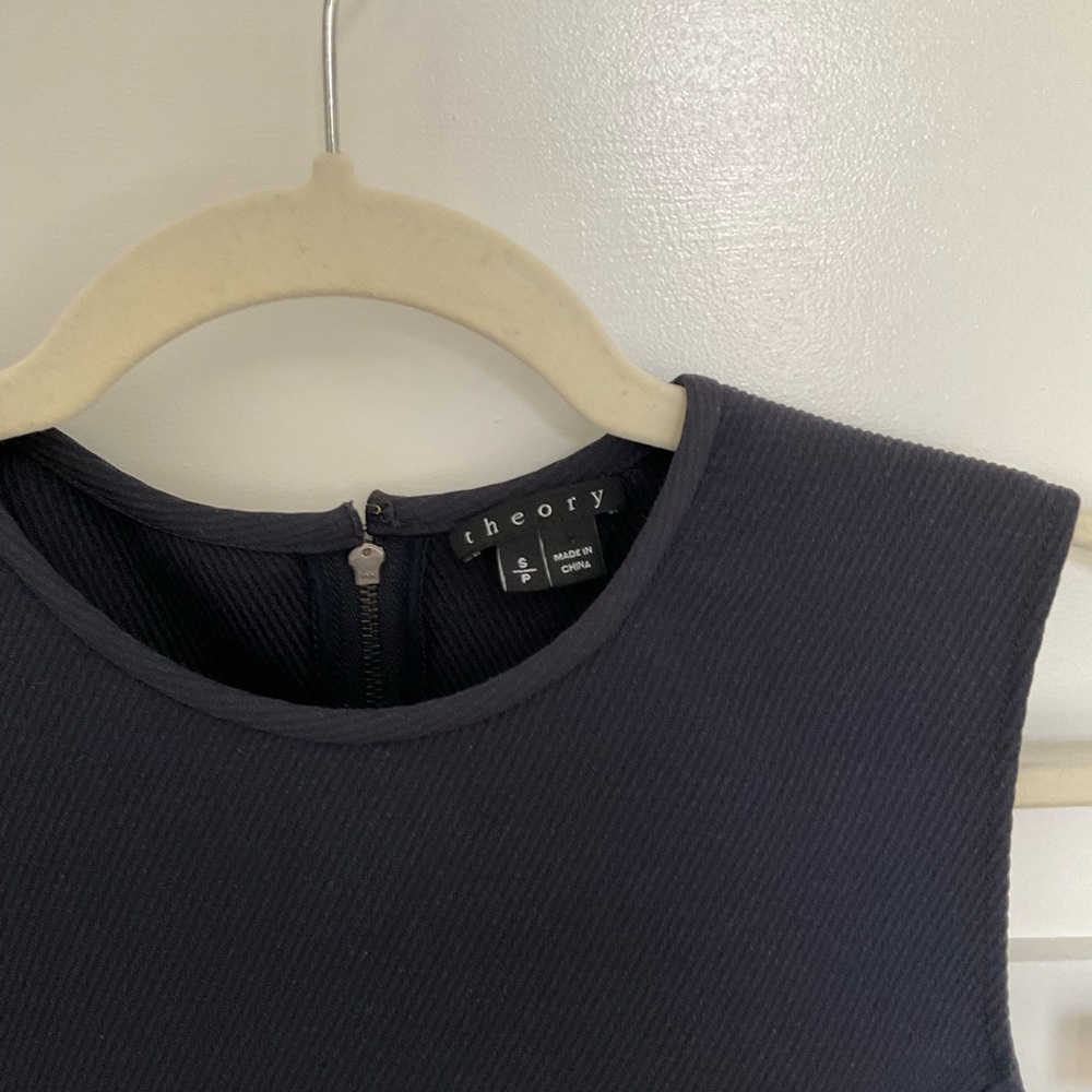 Theory Dark Gray-blue Textured Sleeveless Top - Picture 2 of 3